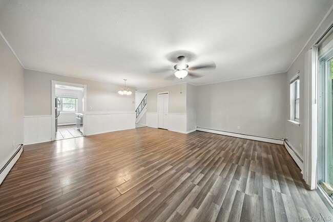 Photo - 105 Sheffield Dr