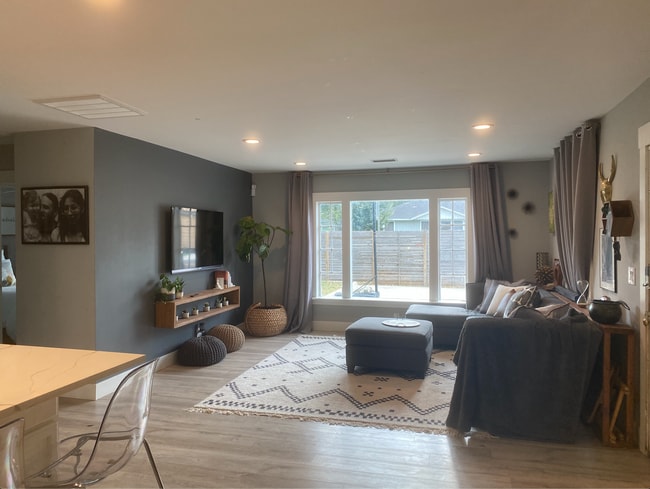 Sala de estar - 2802 W 45th St