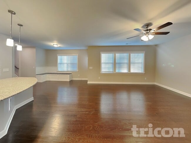 Photo - 1716 Great Rd