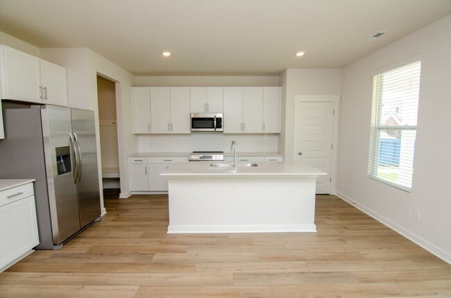 Photo - 170 Southwind Run