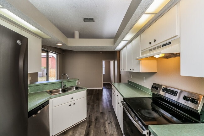 Photo - 7129 Captiva Cir