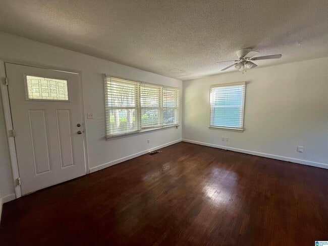 Photo - 7836 10th Ave S