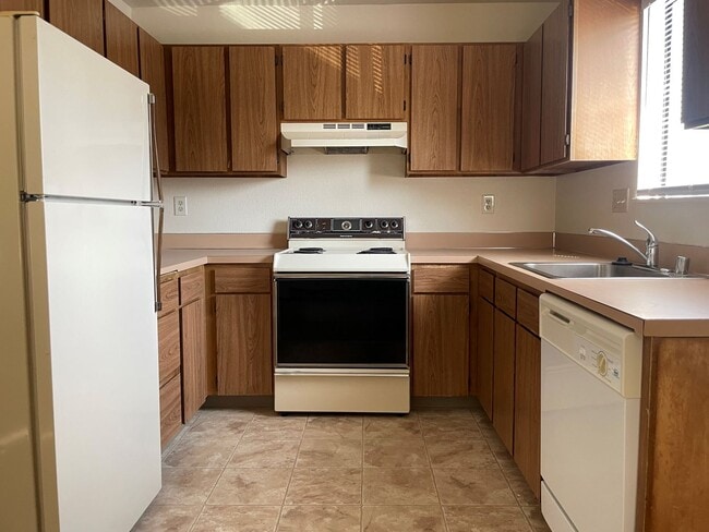 Photo - 611 N Baker Ave Unit C
