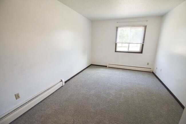 Photo - Main floor 2br condo steps from the Douglas Trail! Unit F105