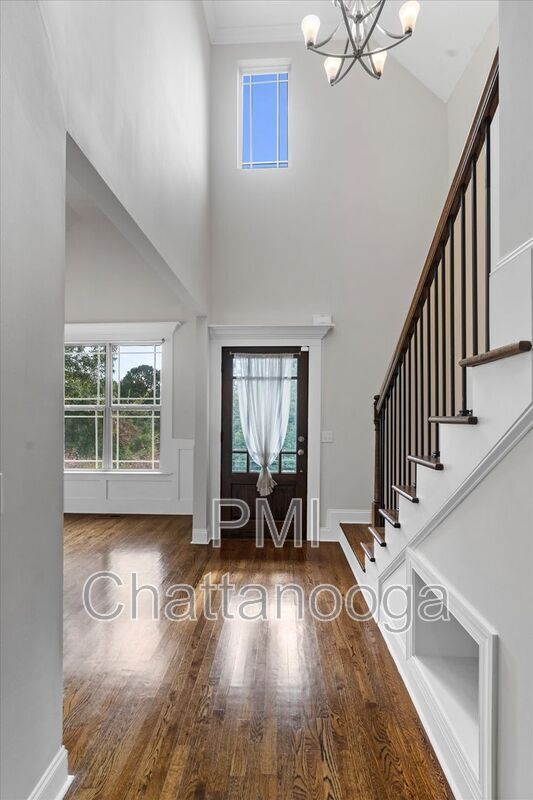 Photo - 8229 Pierpoint Dr