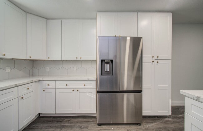 Photo - 580 Brandon Rd