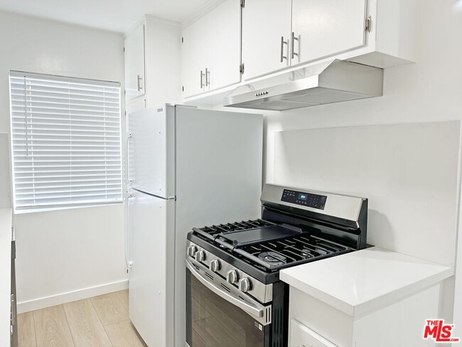 Photo - 11915 Jefferson Blvd Unit 6