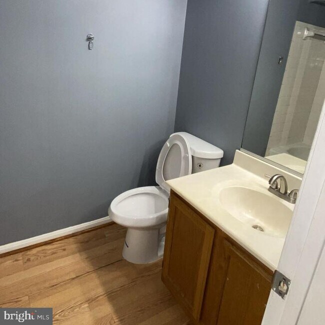 Photo - 2071 Alice Ave Unidad 202