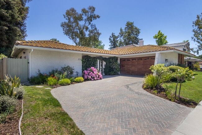 Photo - 32046 Kingspark Ct