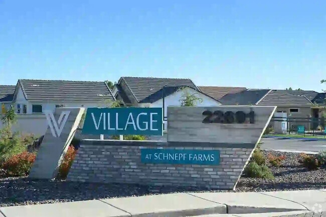 Building Photo - Village at Skyline Ranch Rental