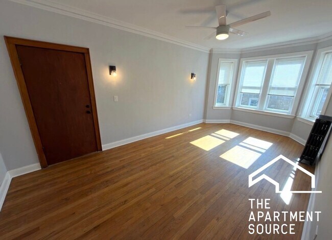 Photo - 4824 W Addison St Unit 2N