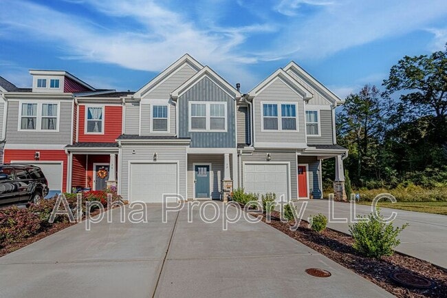 Photo - 30 Mardale Ln Townhome