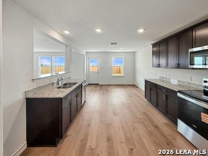 Photo - 930 Bluegrass Pt