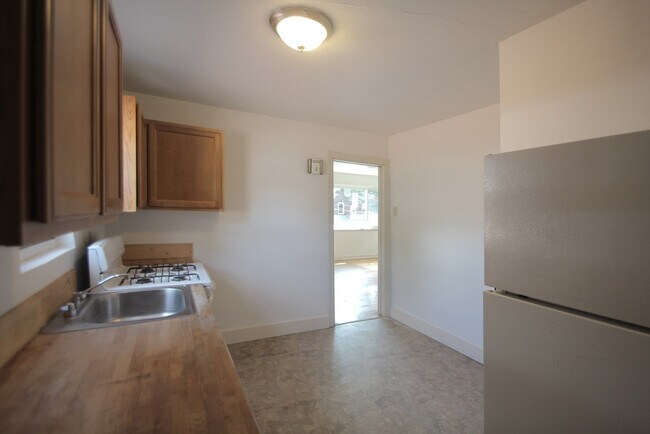 Photo - 415 Franklin Ave Unidad 2