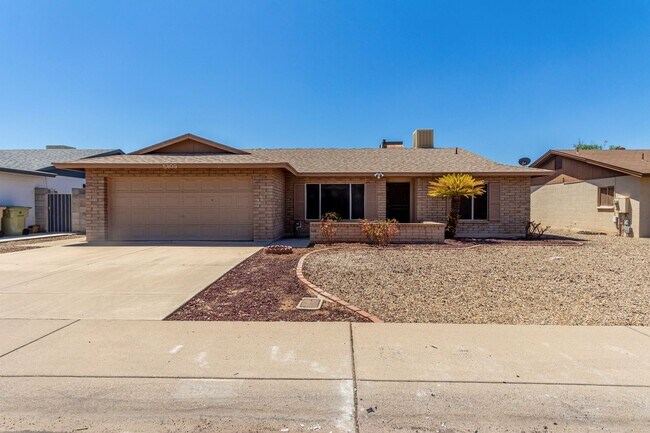 Building Photo - Charming 3 bed, 2 bath in Glendale! Rental