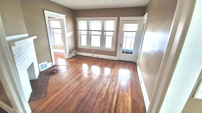 Photo - Charming 2 beds 1 baths in Newburg Heights!