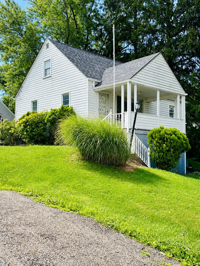 Photo - Cute Cape Cod in South Park