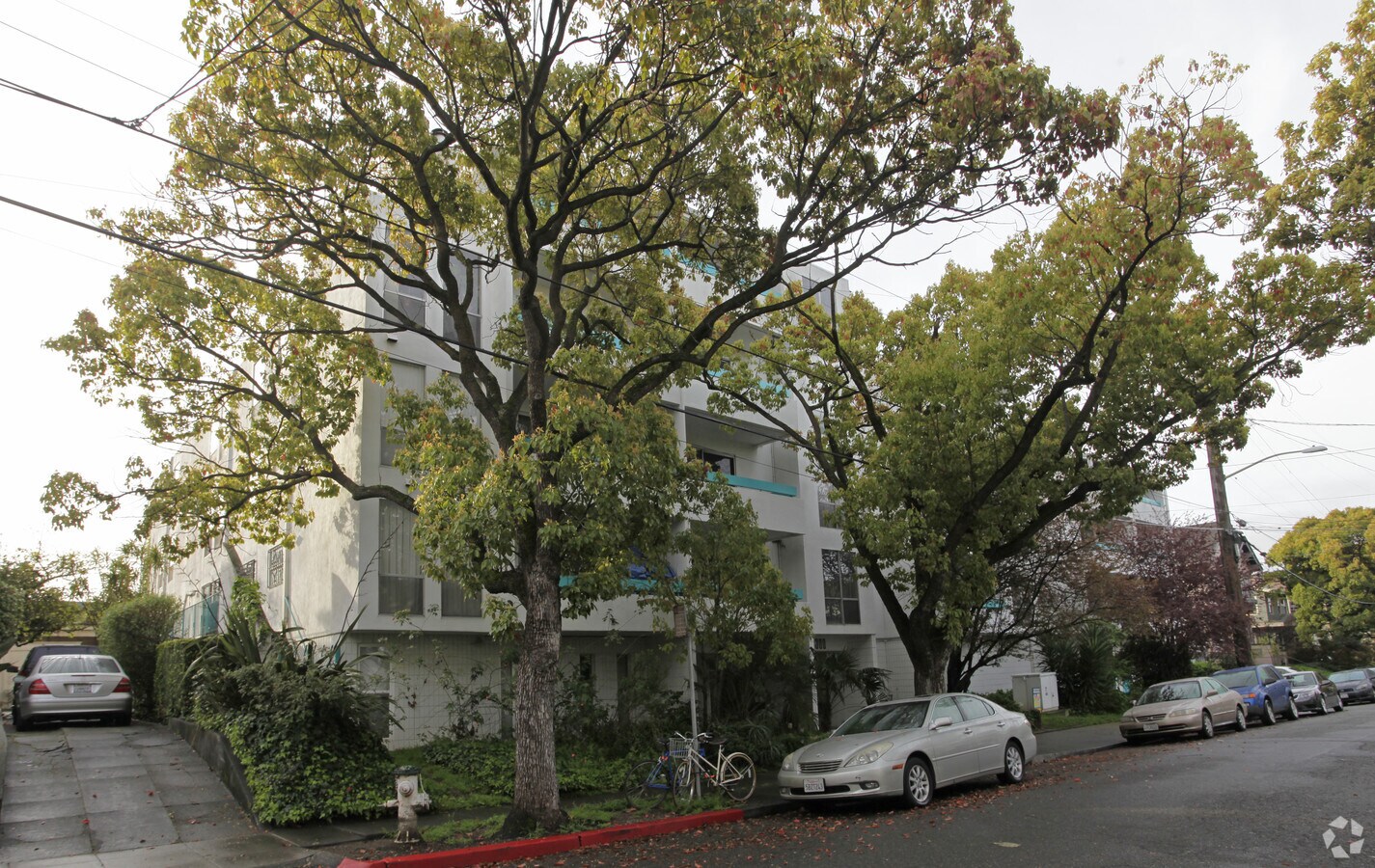 3300 Kempton Ave - 3300 Kempton Ave