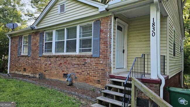 Building Photo - 1830 Meadow Ln Rental