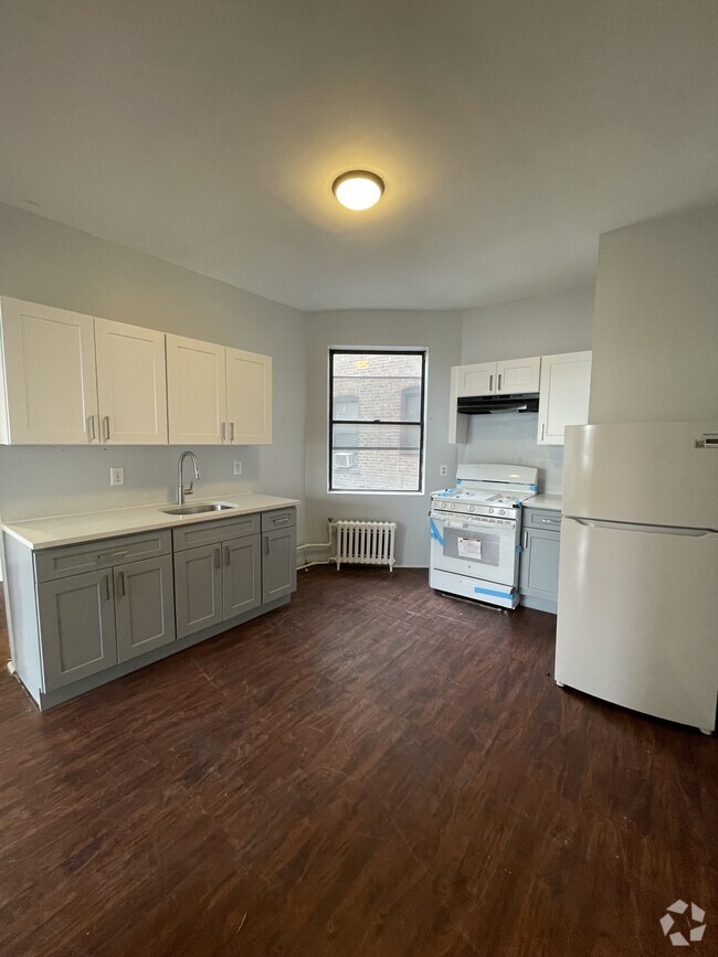 Building Photo - 6 Bergen Ave Unit 26 Second floor Rental