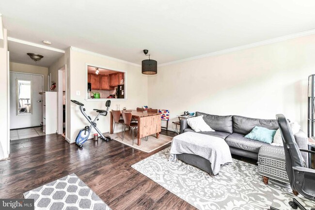 Photo - 10570 Main St Unit 217