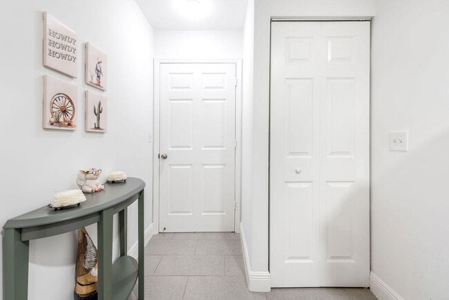 Photo - 147 Granada St