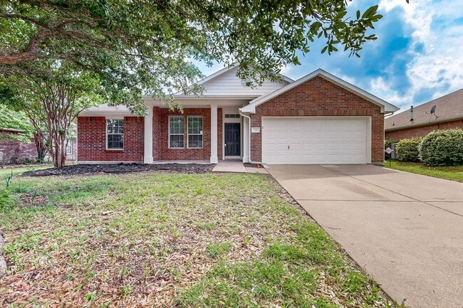 Photo - 123 Hackberry Trail