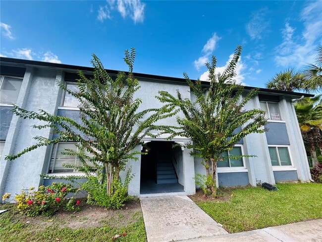 Building Photo - 4765 S Texas Ave Unit 4765D