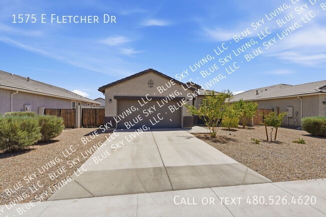 Building Photo - 1575 E Fletcher Dr