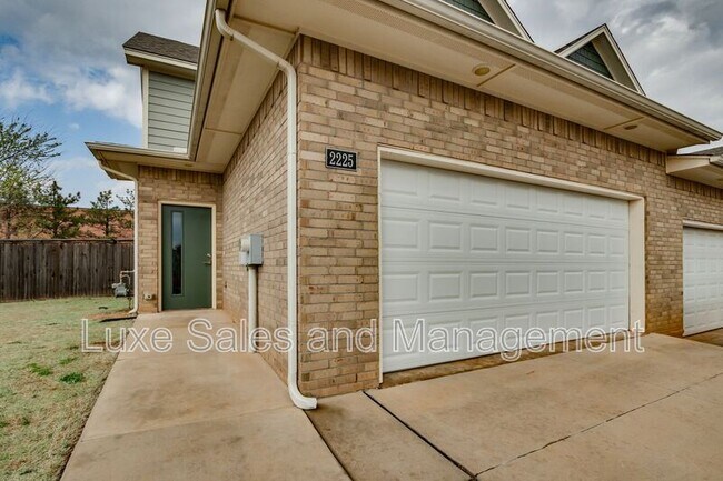 Photo - 2225 Camino Del Plaza Ln Ln