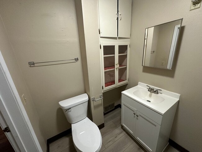 Photo - $1100 - 2 Bedroom Home