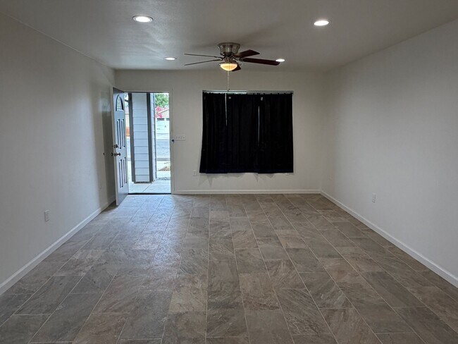 Photo - 515 W Ventura St Unit 515