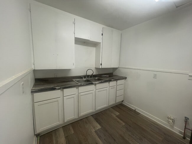 Photo - 3102 Hollywood Ave