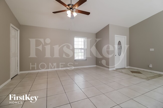 Photo - 2710 22nd St W