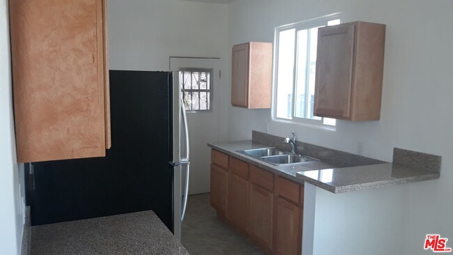 Photo - 5017 Crenshaw Blvd Unit 1/2