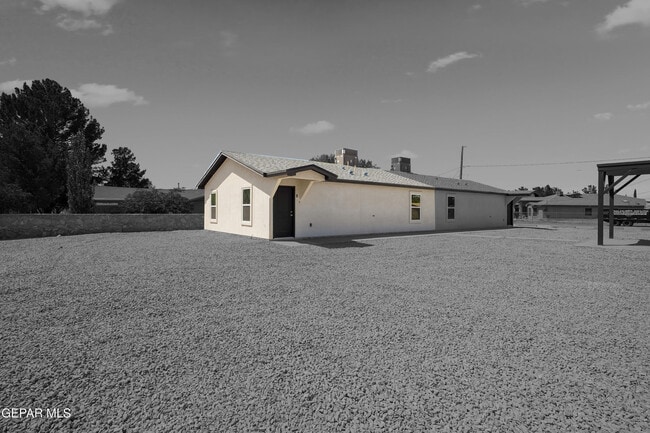 Building Photo - 11721 Valle Del Paseo Dr Rental
