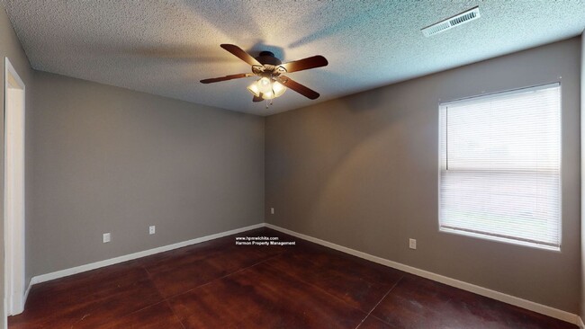 Photo - 1270 N Curtis Ct Apartment