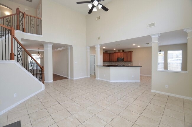Photo - 5527 Baron Ridge Ln