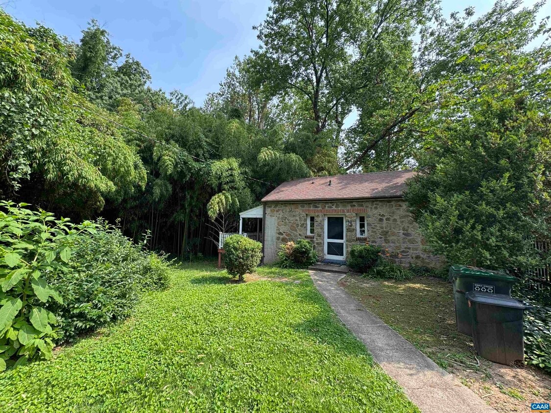 Photo - 1820 Rugby Pl (Charlottesville, VA)