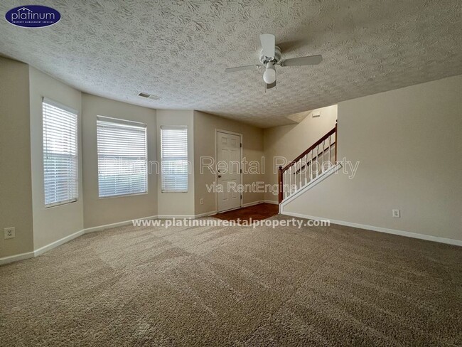 Photo - 5687 Windfall Ln