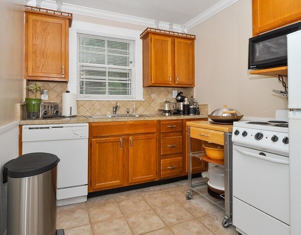 Kitchen - Woodmont Terrace