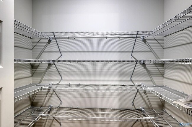 Photo - 102 Clift Crk Dr