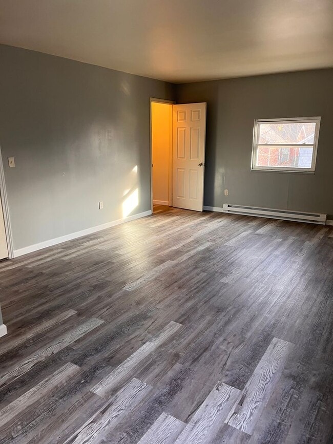 Photo - 323 Xenia Ave Unidad 323B