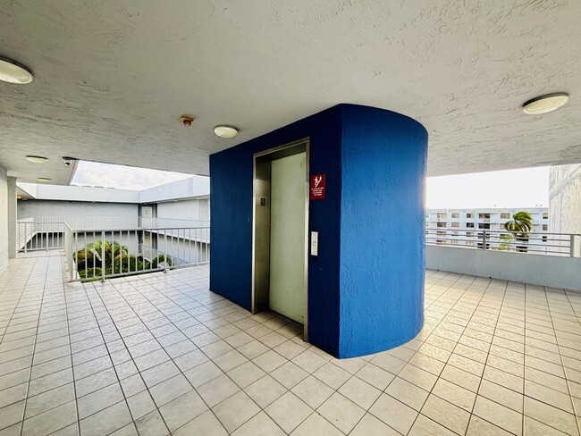 Photo - 8201 NW 8th St Unit 1-509