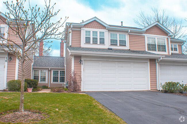 Building Photo - 14 White Pine Dr Rental