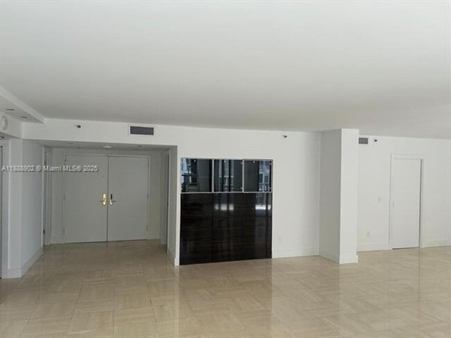 Photo - 10175 Collins Ave Unit 10175 Collins Ave appt 1104