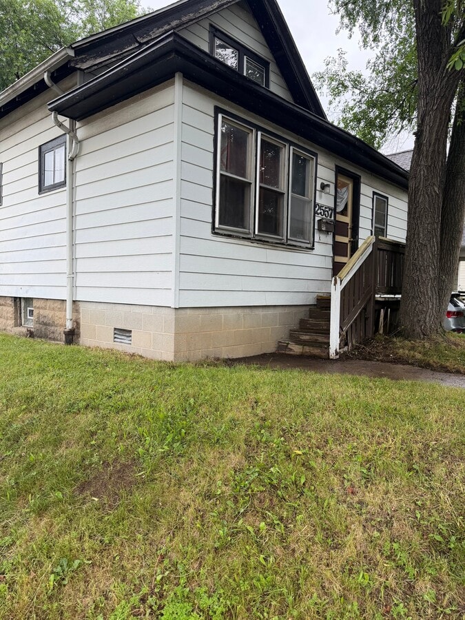 Photo - 2557 N 54th St