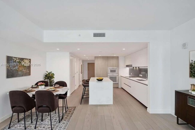 Photo - 9221 E Bay Harbor Dr Unit 210