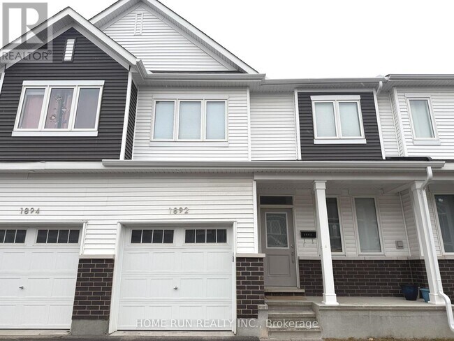 Photo - 1892 Haiku St