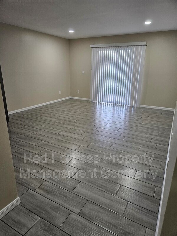 Photo - 5319 27th St SW